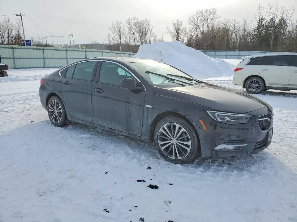 2019 BUICK REGAL ESSENCE  