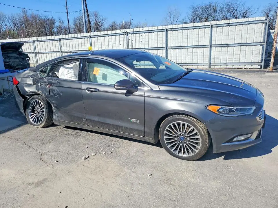 2017 FORD FUSION TITANIUM PHEV  