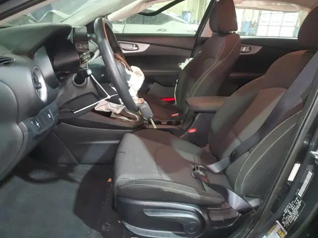 2024 KIA FORTE LX  