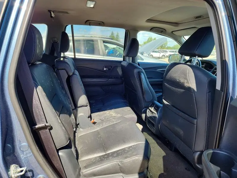 2016 HONDA PILOT EXLN  