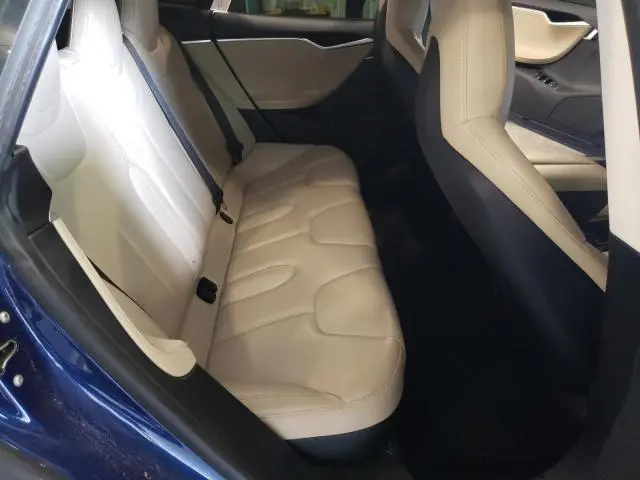 2015 TESLA MODEL S 70D  