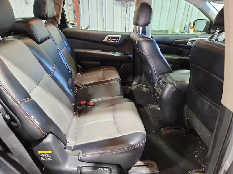 2019 NISSAN PATHFINDER SL  