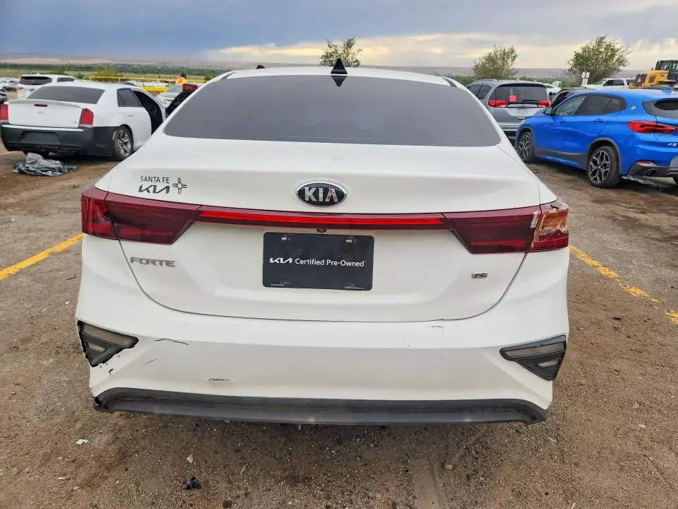 2019 KIA FORTE FE  