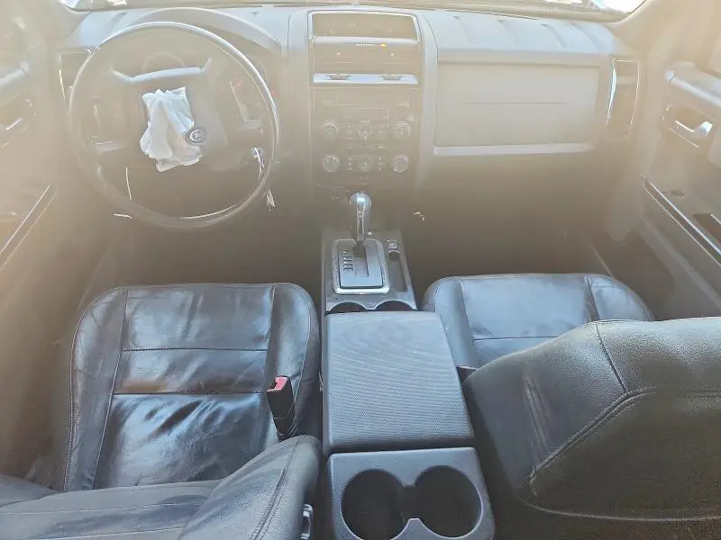 2011 FORD ESCAPE LIMITED  