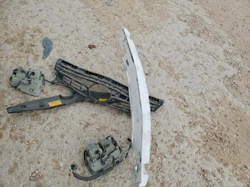 2014 TOYOTA PRIUS THREE  