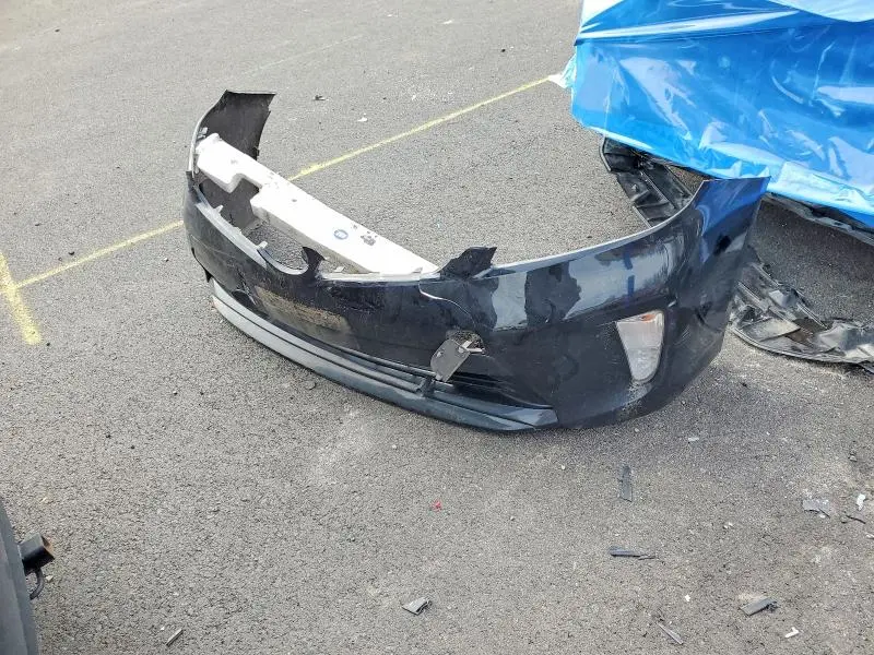 2014 TOYOTA PRIUS THREE  