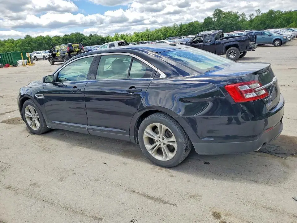2017 FORD TAURUS SE  