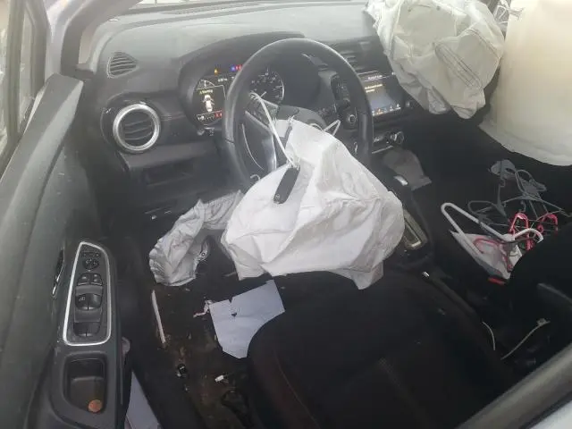 2024 NISSAN VERSA SR  