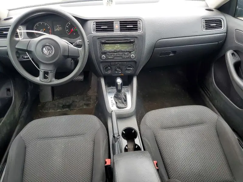 2013 VOLKSWAGEN JETTA BASE  