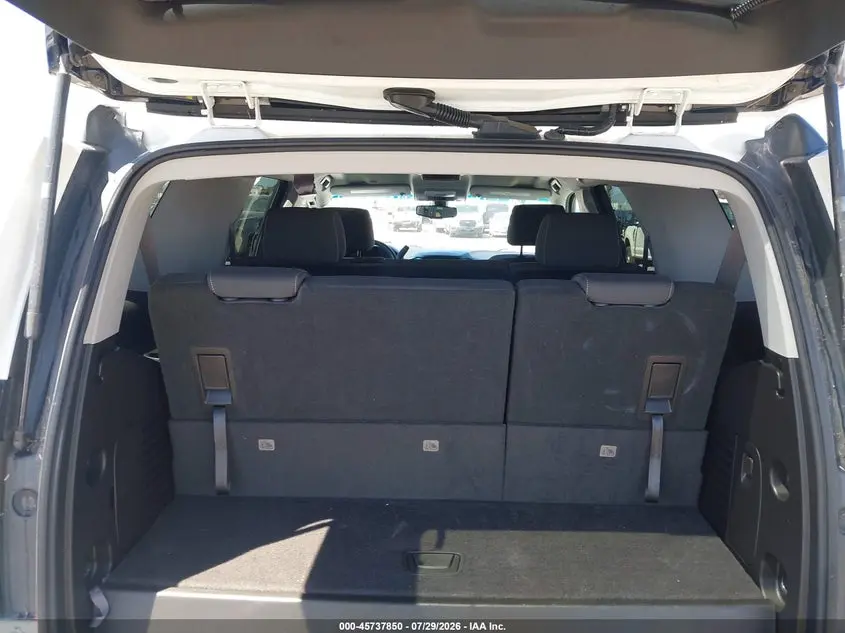 2017 CHEVROLET TAHOE LS