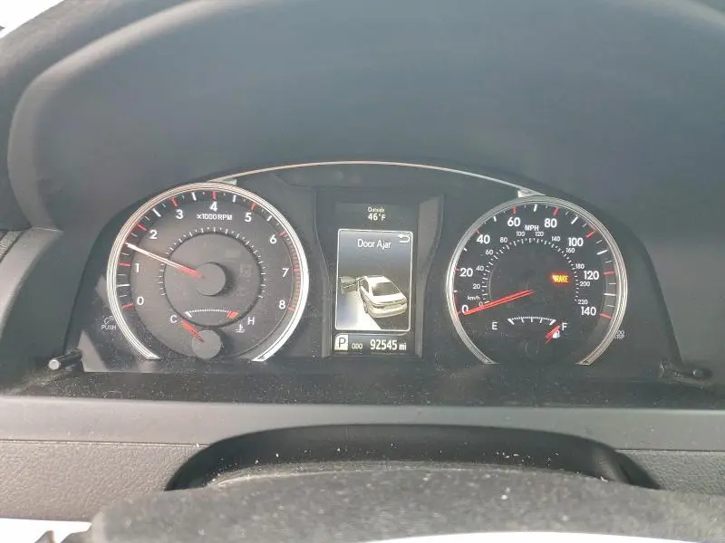 2016 TOYOTA CAMRY LE  