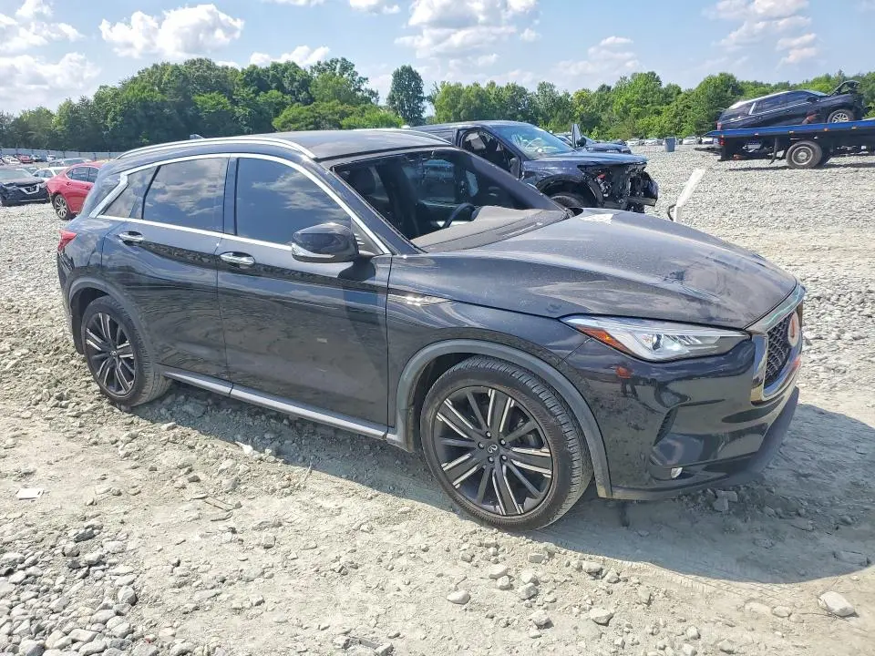 2021 INFINITI QX50 LUXE  