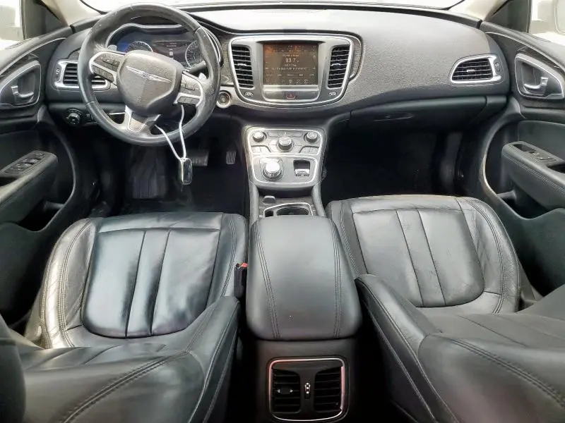 2015 CHRYSLER 200 C  