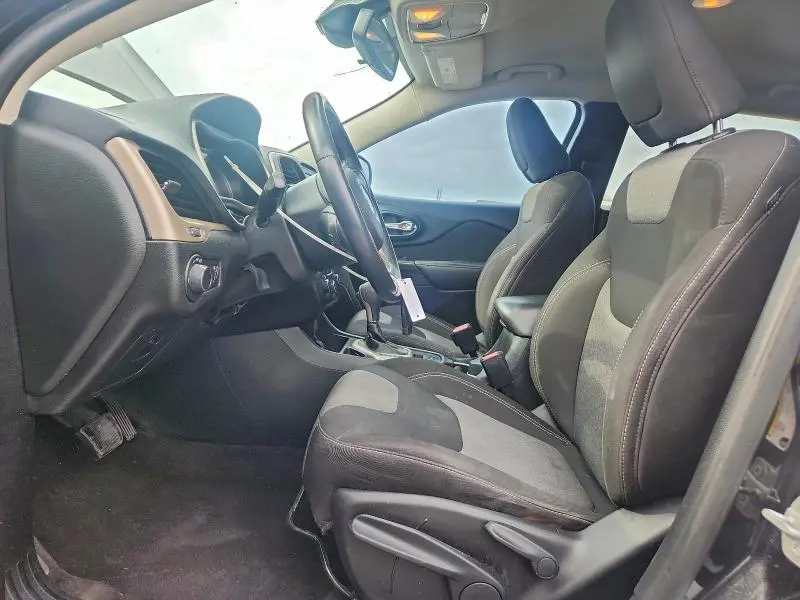 2015 JEEP CHEROKEE SPORT  