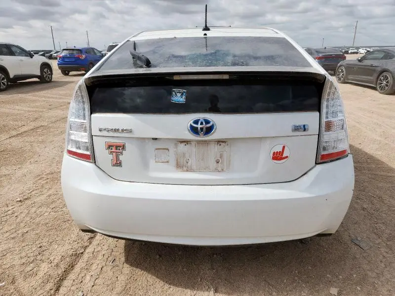 2011 TOYOTA PRIUS   