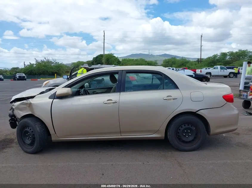 2013 TOYOTA COROLLA  