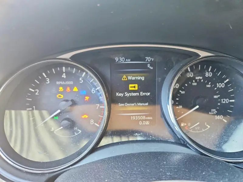 2016 NISSAN ROGUE SV  