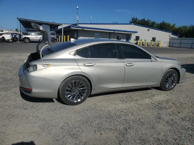 2024 LEXUS ES 300H BASE  