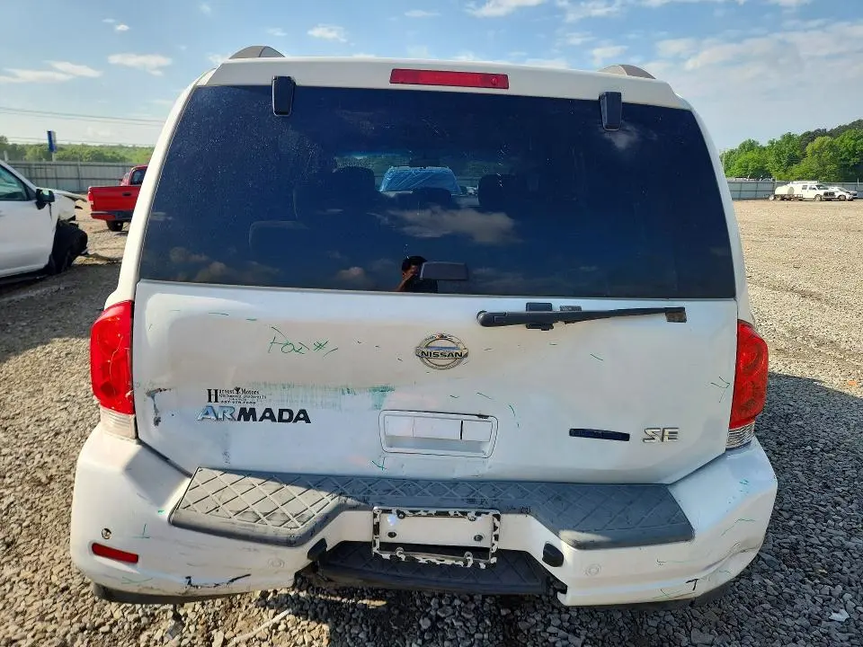 2010 NISSAN ARMADA SE  
