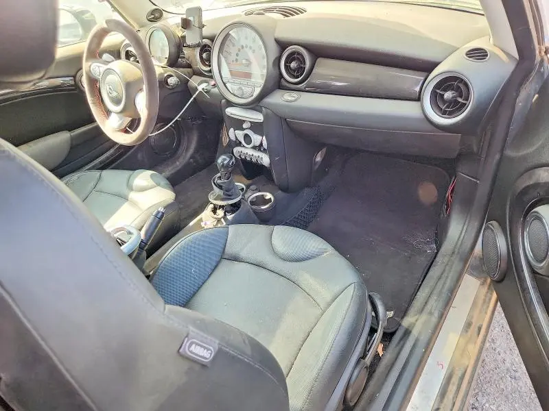 2010 MINI COOPER S  