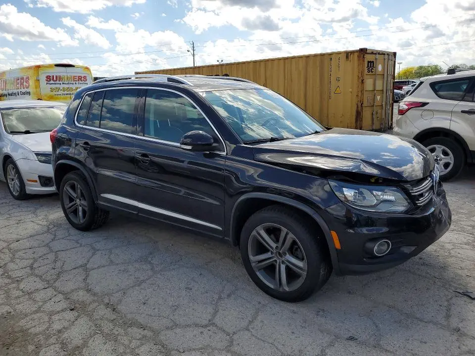 2017 VOLKSWAGEN TIGUAN SPORT  