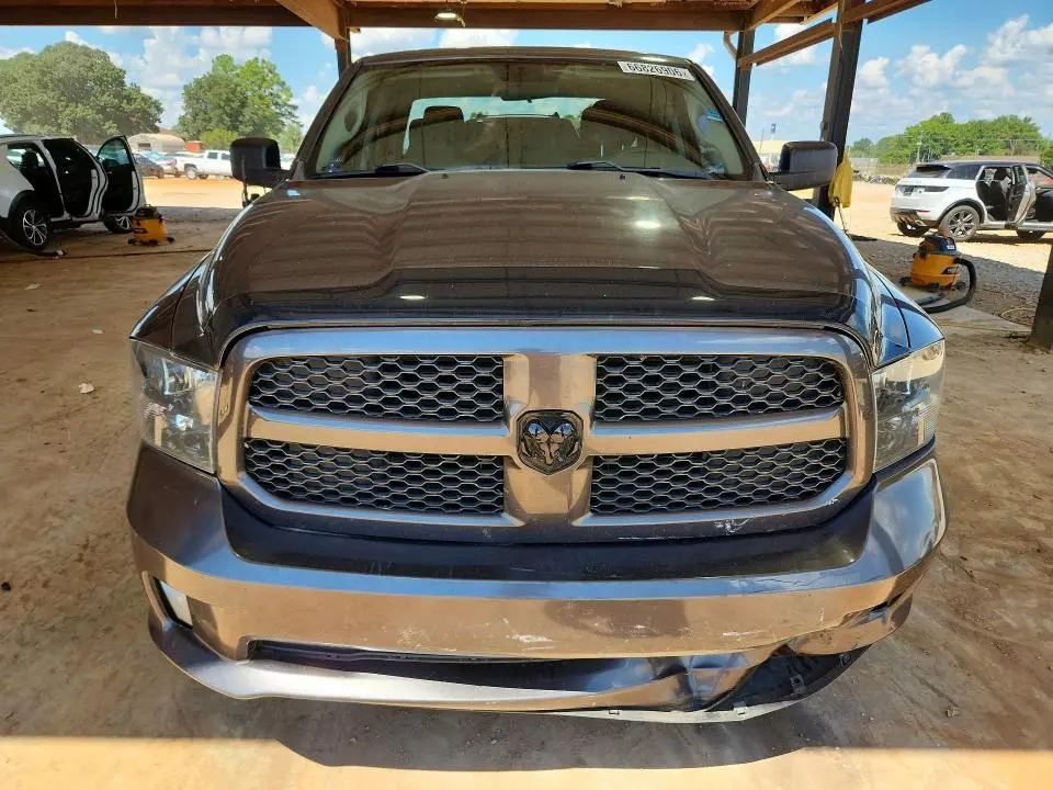 2018 RAM 1500 ST  
