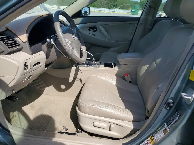 2011 TOYOTA CAMRY LE  