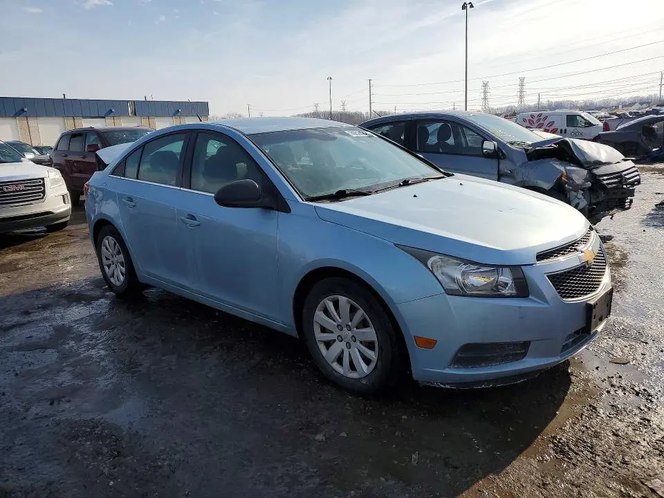 2011 CHEVROLET CRUZE   