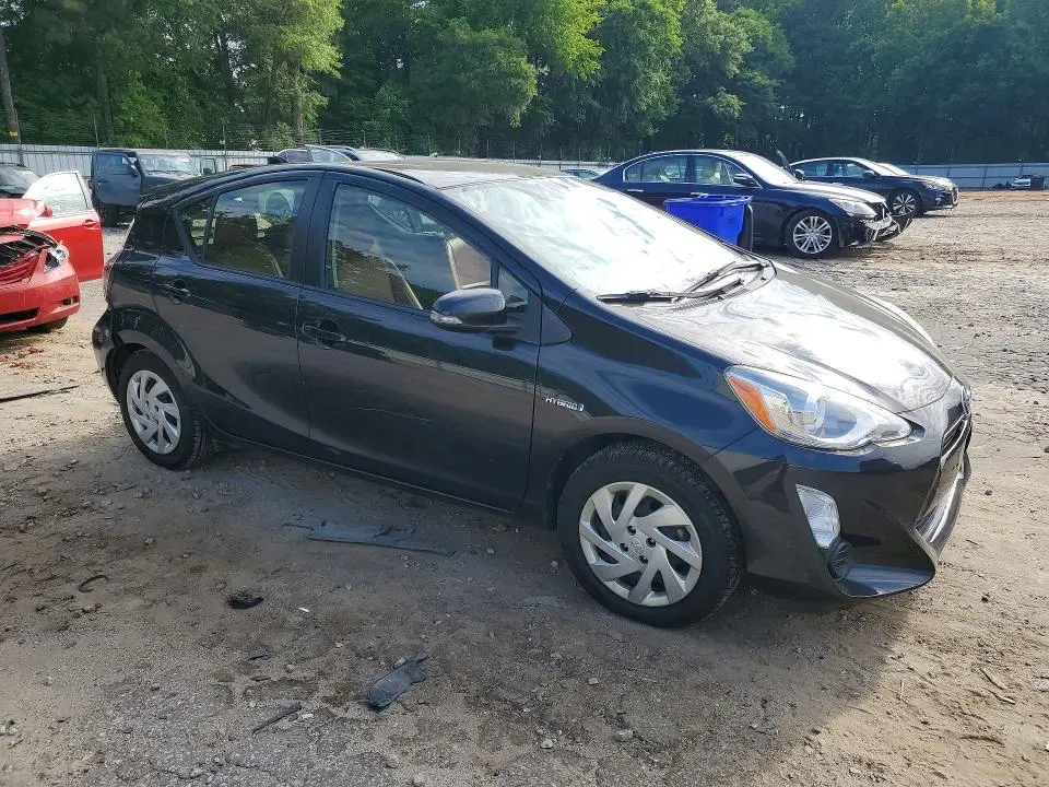 2015 TOYOTA PRIUS C TWO  