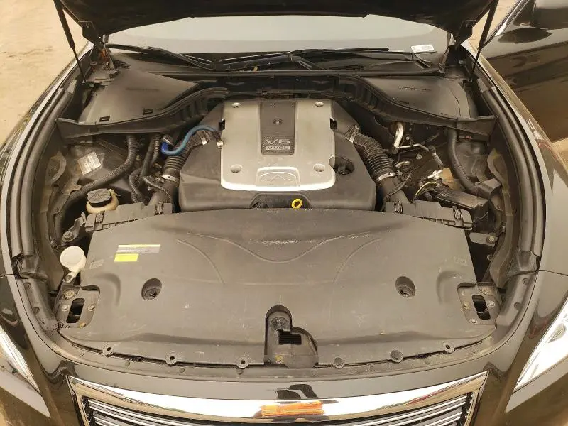 2011 INFINITI M37 X  