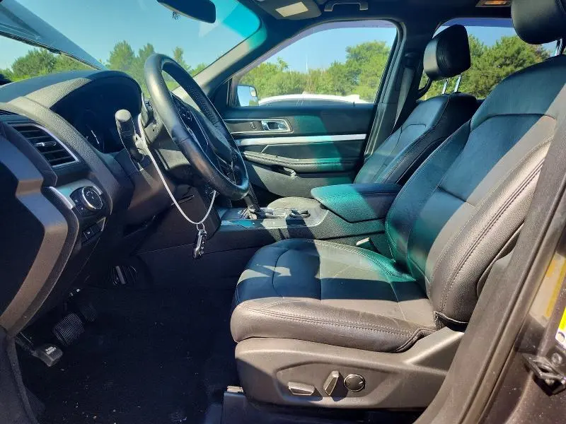 2016 FORD EXPLORER XLT  
