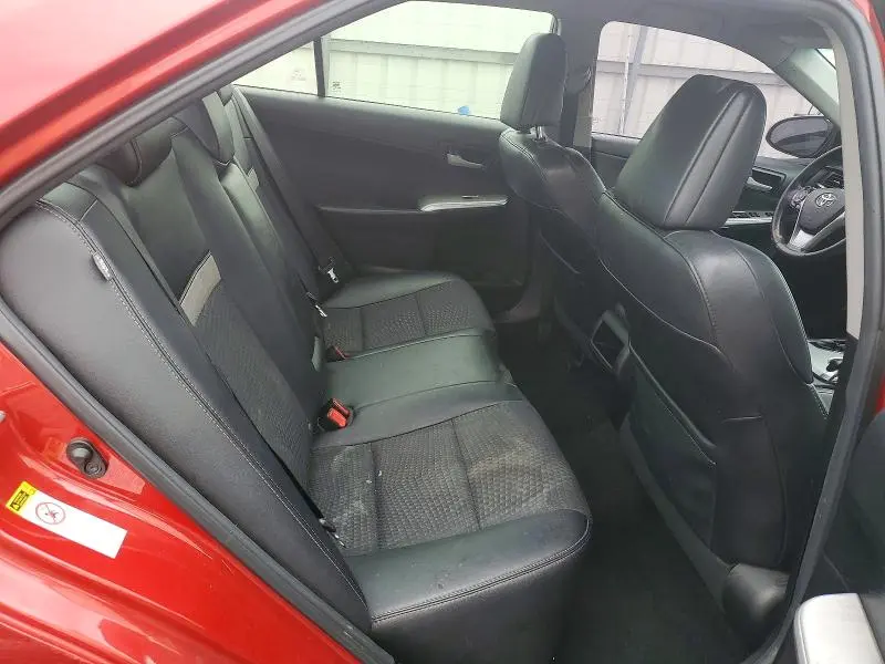 2014 TOYOTA CAMRY SE  