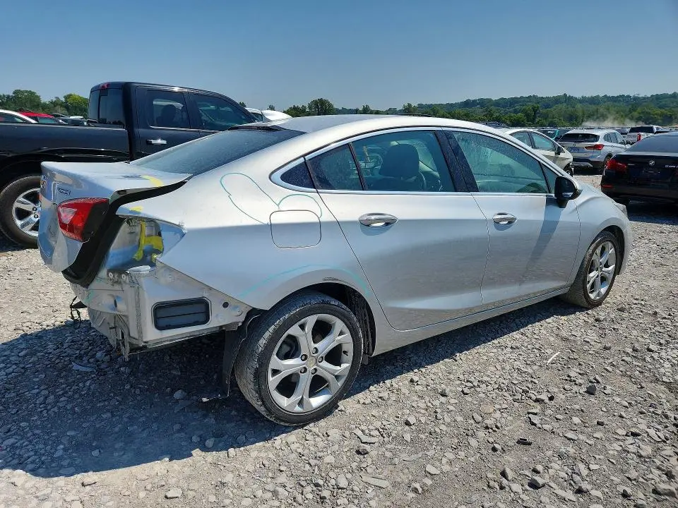2018 CHEVROLET CRUZE PREMIER  