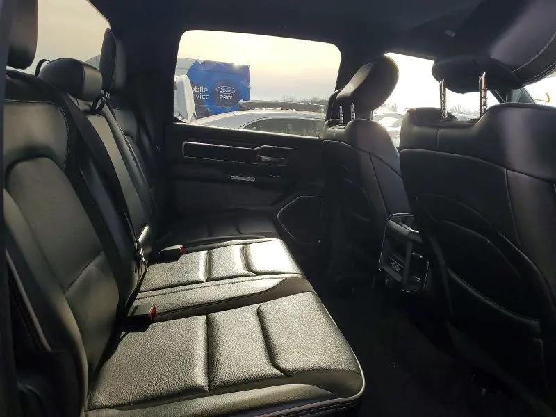 2024 RAM 1500 LARAMIE  