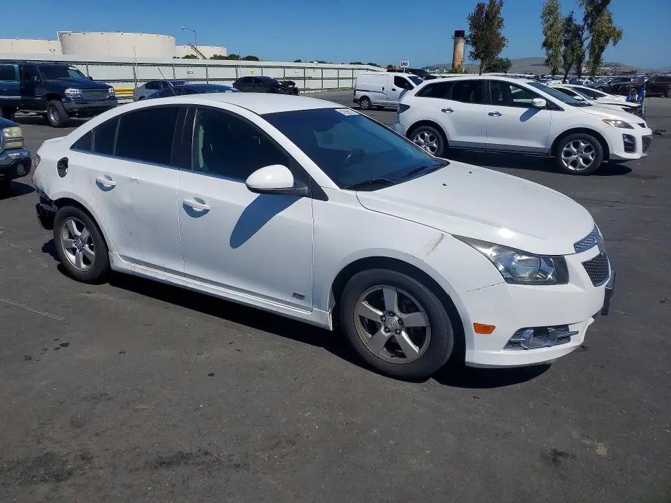 2013 CHEVROLET CRUZE LT  