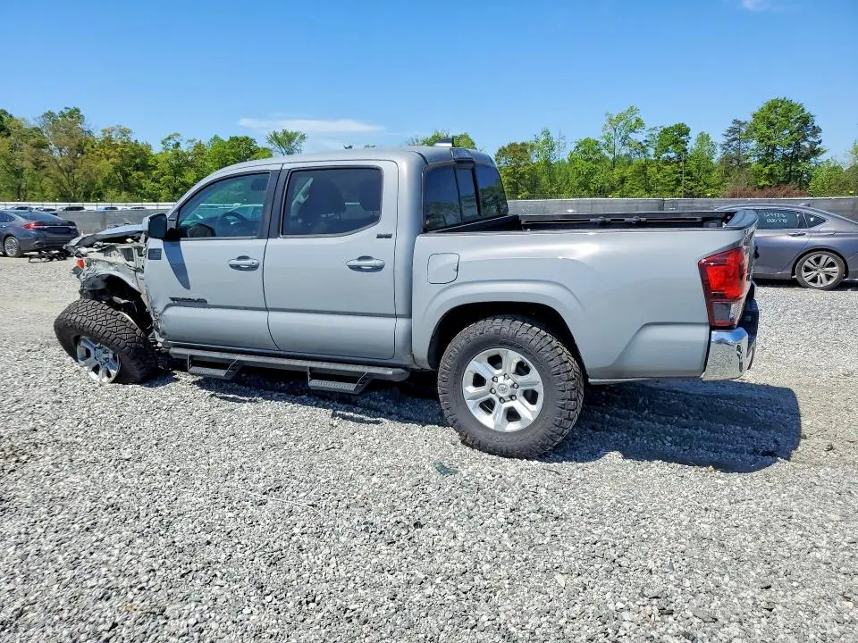2021 TOYOTA TACOMA SR5  