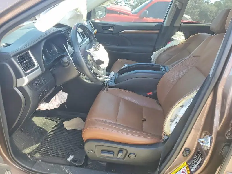 2017 TOYOTA HIGHLANDER LIMITED  