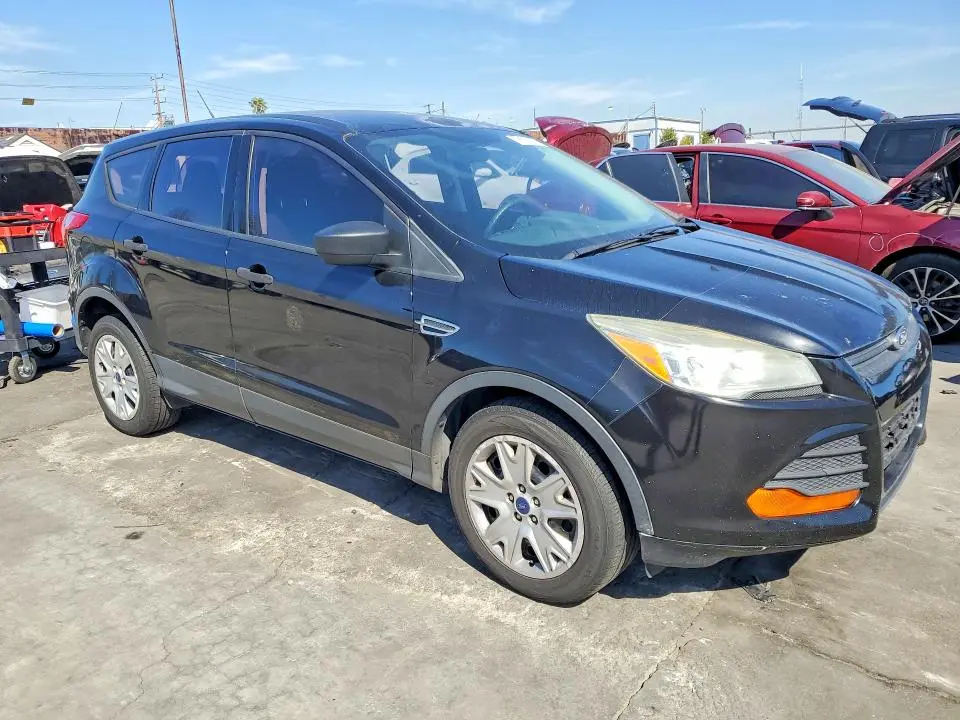 2016 FORD ESCAPE S  