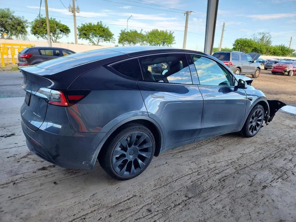 2021 TESLA MODEL Y   