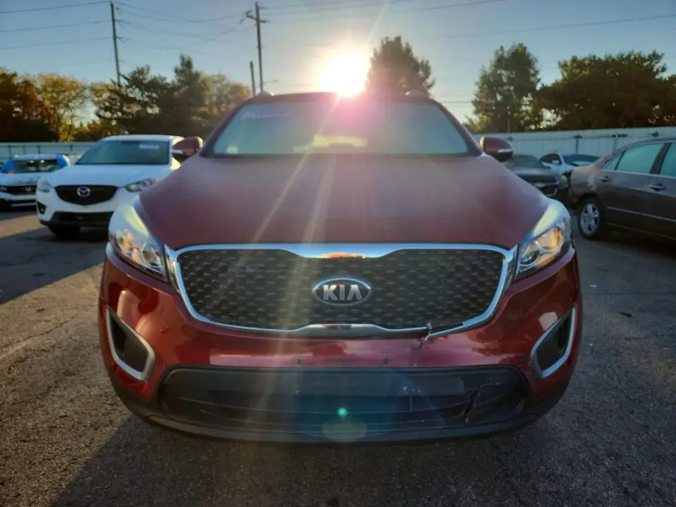 2018 KIA SORENTO LX  