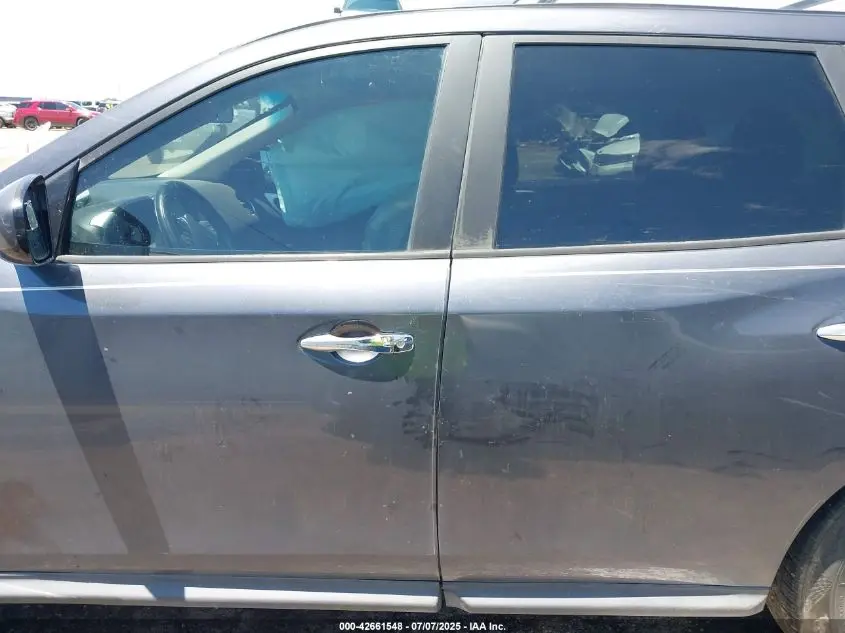 2014 NISSAN PATHFINDER SV