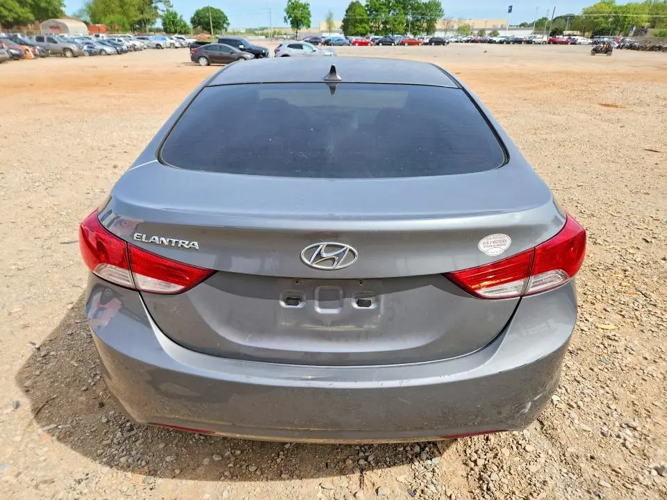 2013 HYUNDAI ELANTRA   