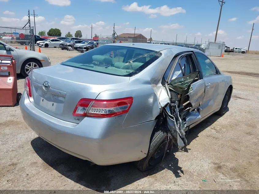 2010 TOYOTA CAMRY LE