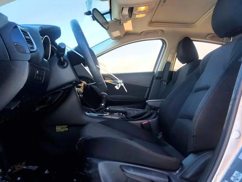 2015 MAZDA 3 TOURING  