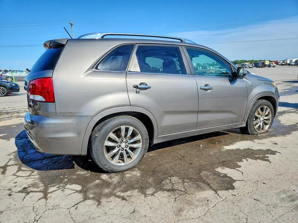 2013 KIA SORENTO SX  