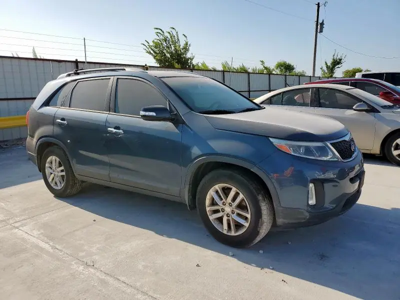 2014 KIA SORENTO LX  