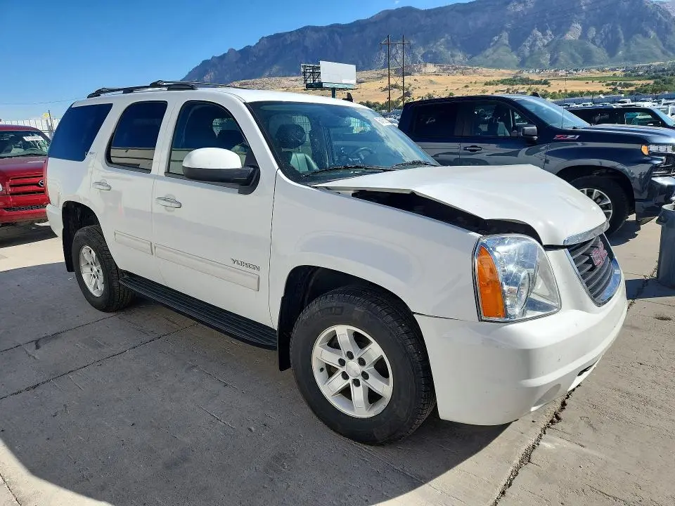 2010 GMC YUKON SLT  