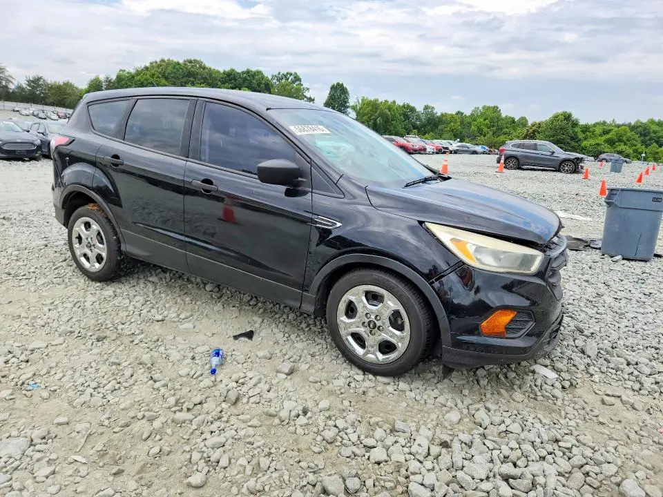 2017 FORD ESCAPE S  