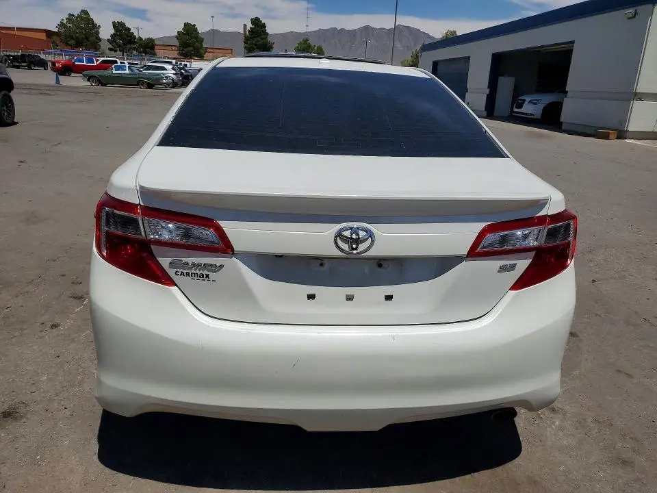 2014 TOYOTA CAMRY SE SPORT  