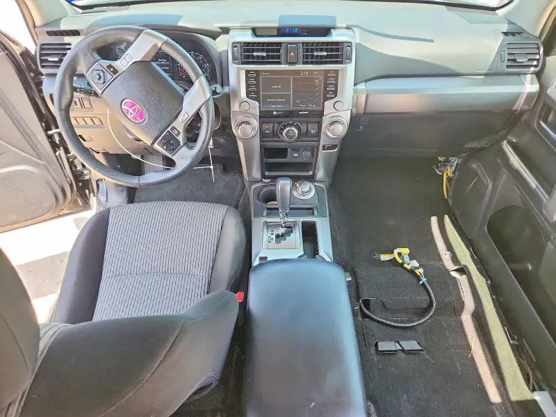 2021 TOYOTA 4RUNNER SR5  